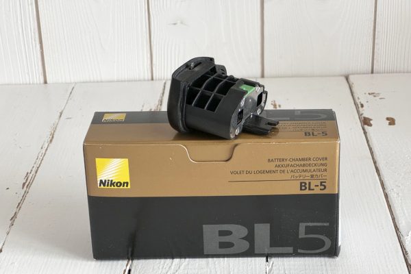 Volet du logement BL-5 pour poignée alimentation grip MB-D17 pour Nikon D500